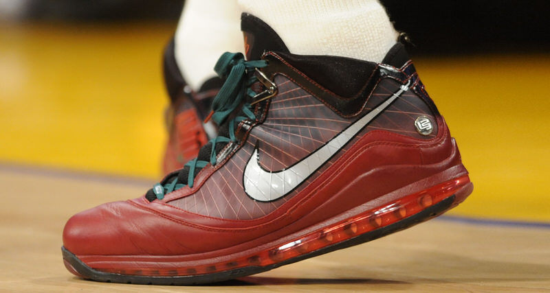 nike lebron 7 christmas