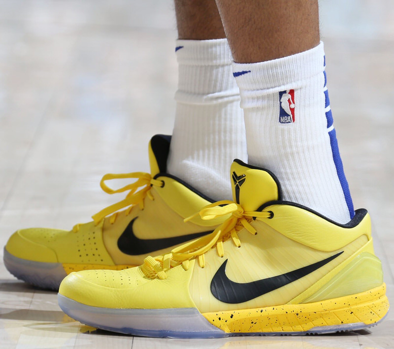 Nike kobe shop 4 yellow