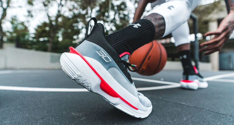encuesta imponer escribir Stephen Curry Embraces His Underrated Status with the Under Armour Curry 7  UNDRTD