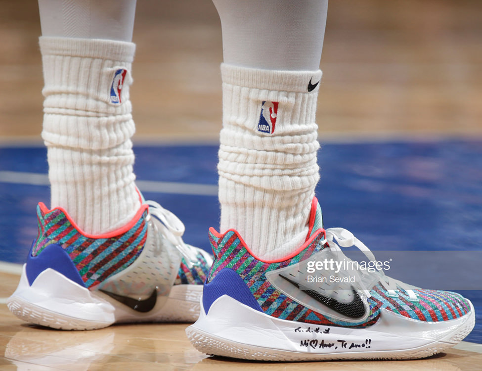 kyrie 2 low on feet