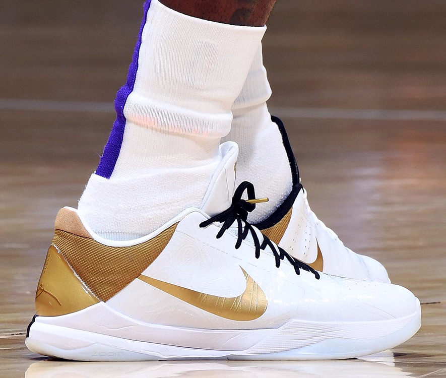 lebron james shoes white