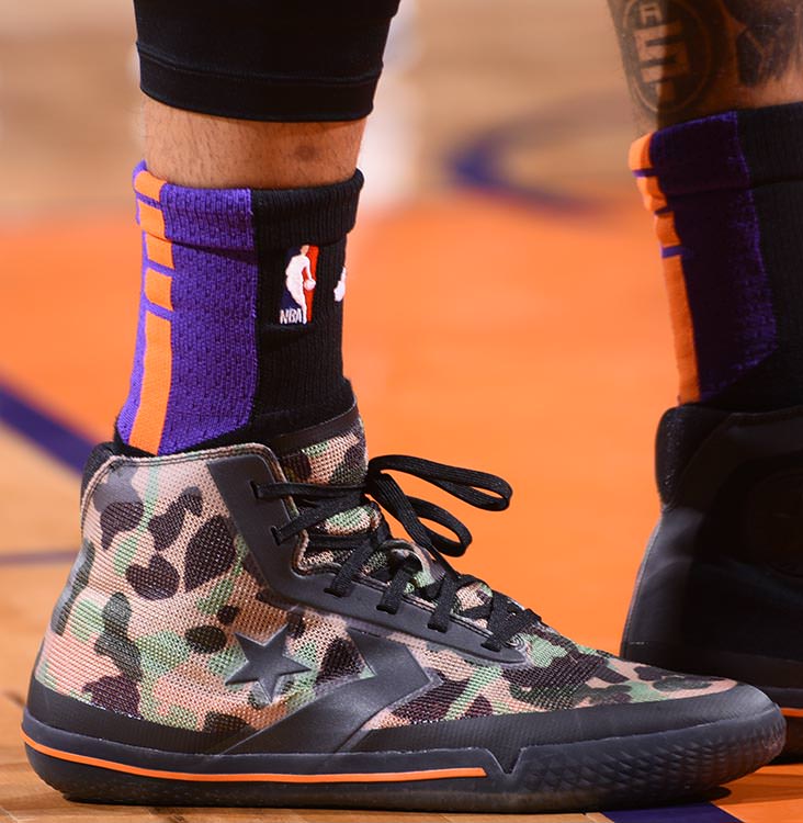 kelly oubre basketball shoes