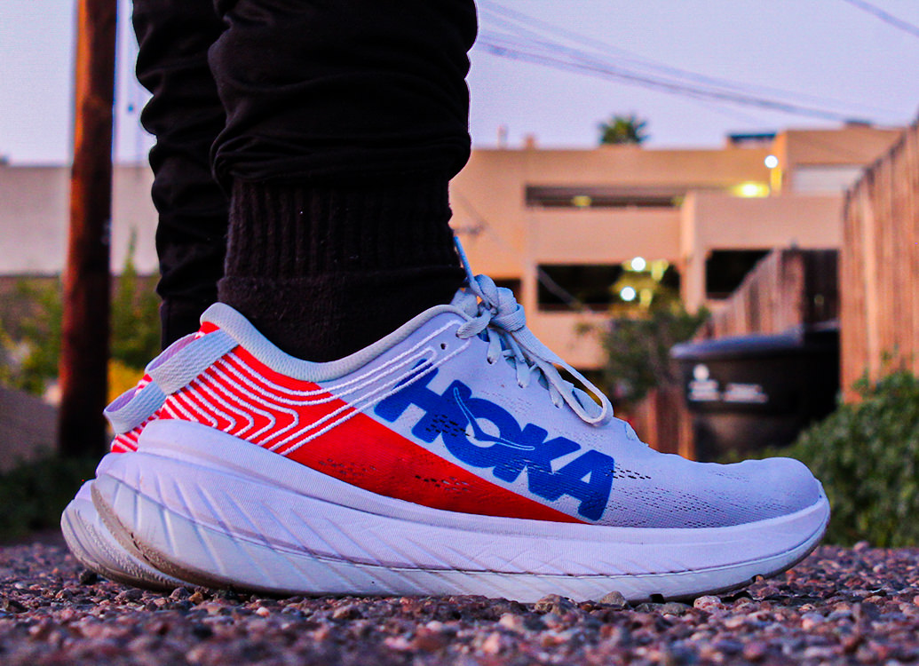 Hoka one one outlet carbon x precio
