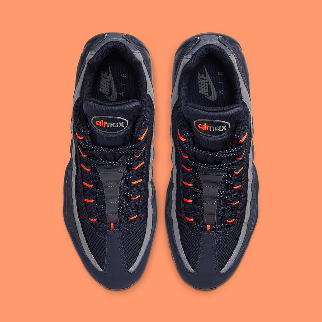 Nike air max 95 logo outlet