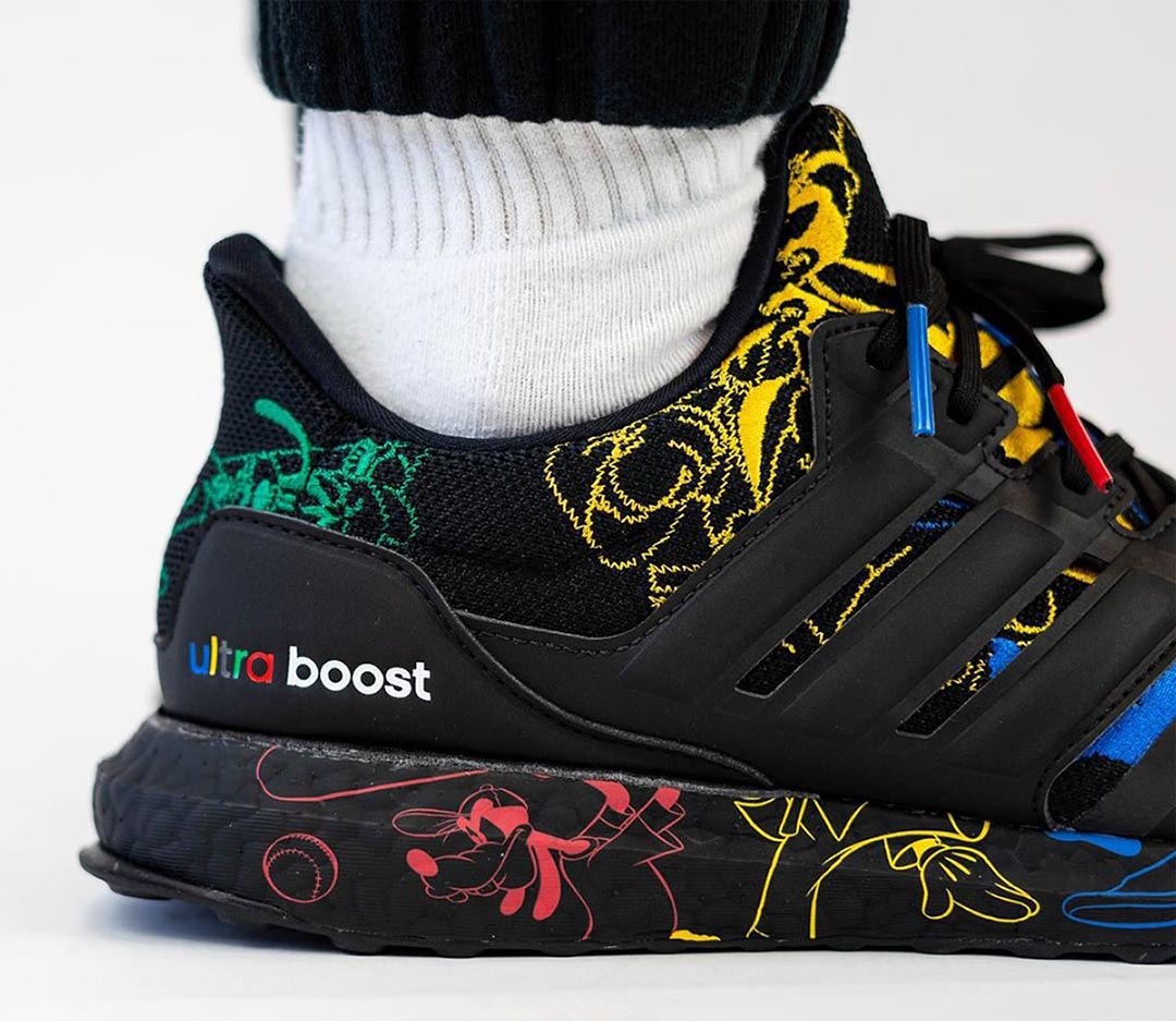 Adidas fv6050 deals