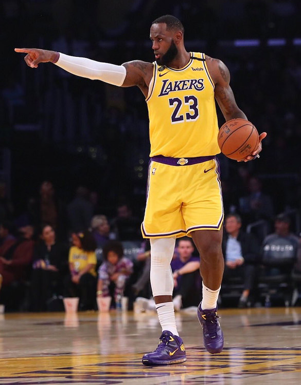 lebron wearing witness 4