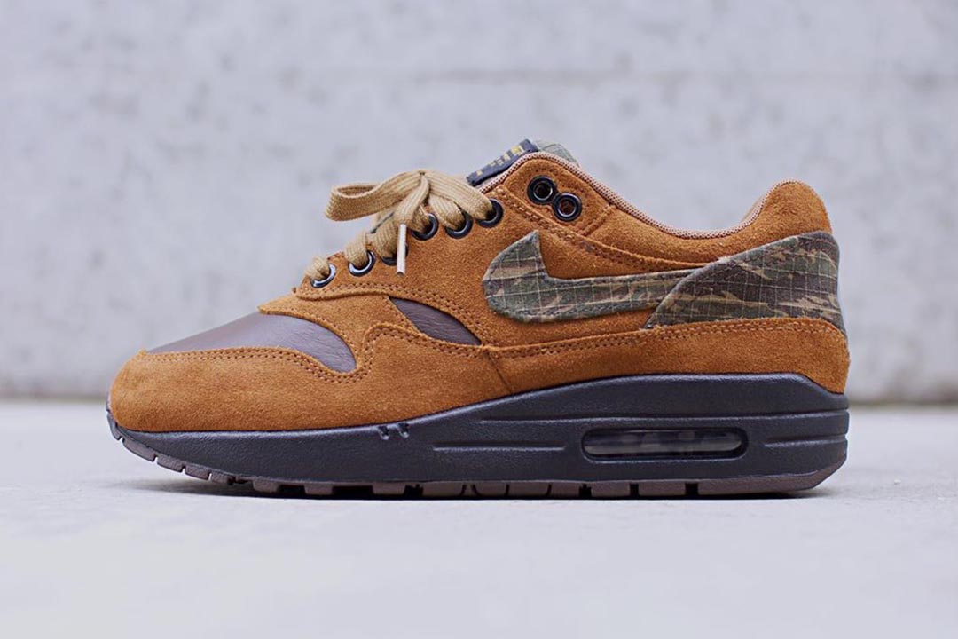 carhartt x nike air max
