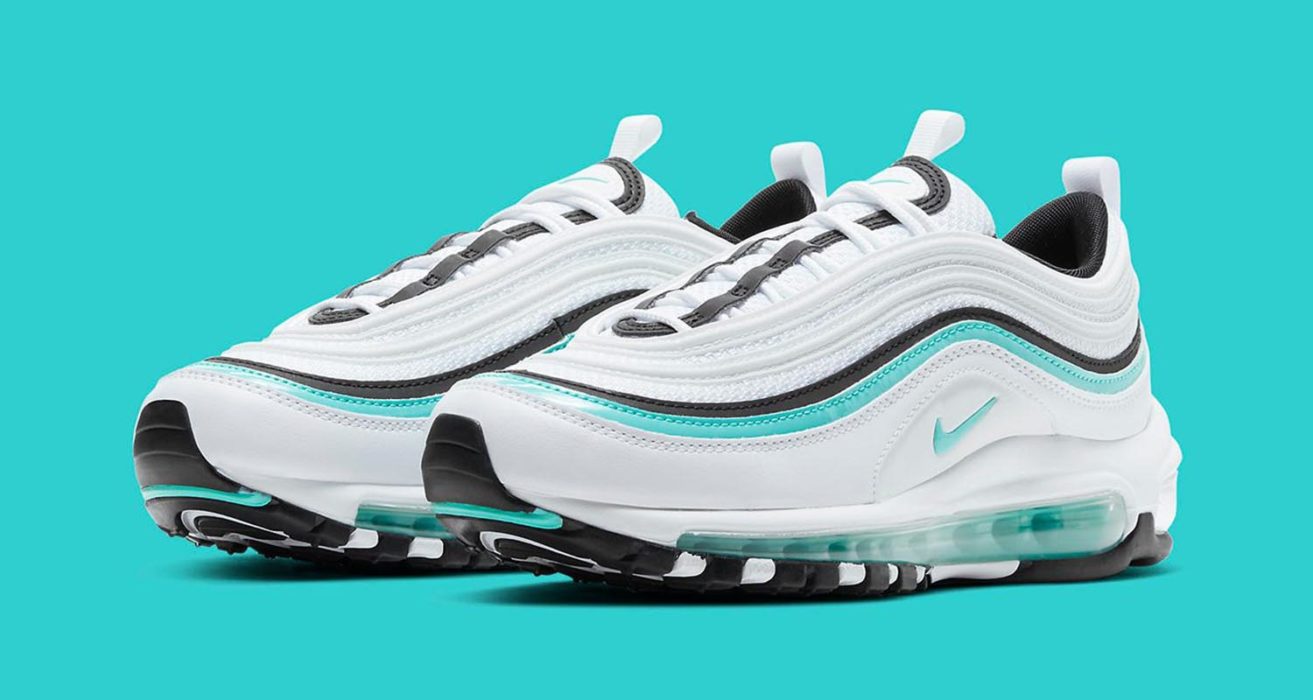 white green red air max 97