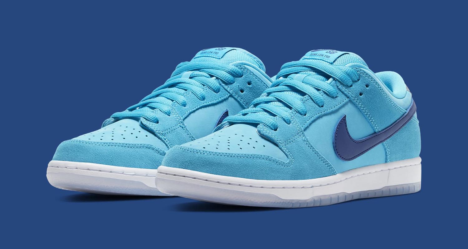 dunk low light blue