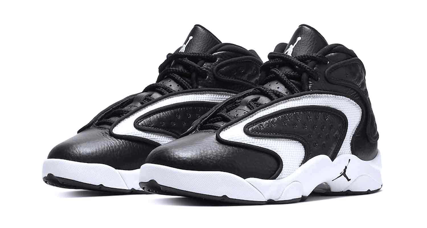nike air jordans black and white womens