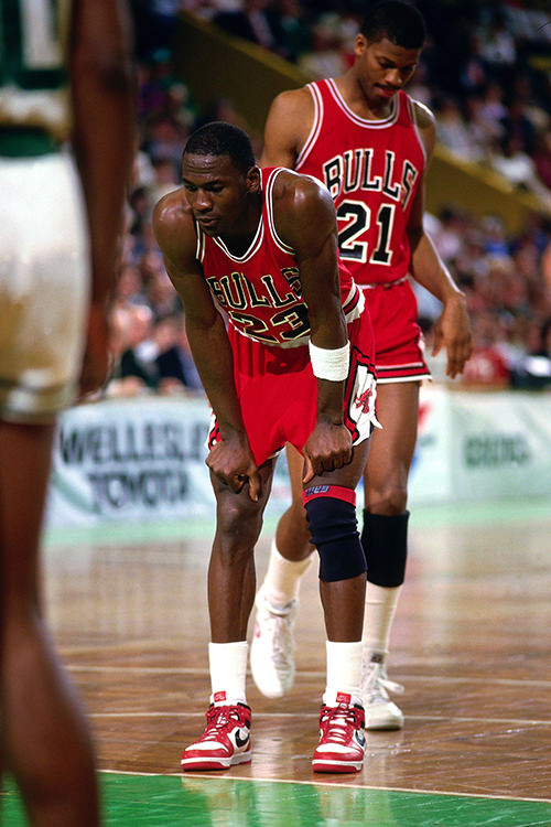 jordan wearing air jordan 1