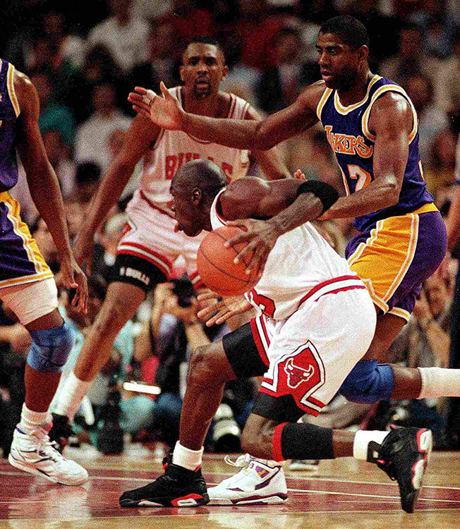 Shoes michael jordan hotsell wore in championships