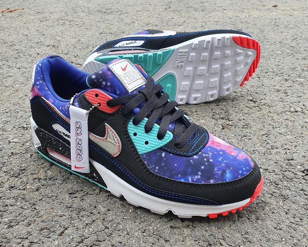 nike air max galaxy 2020