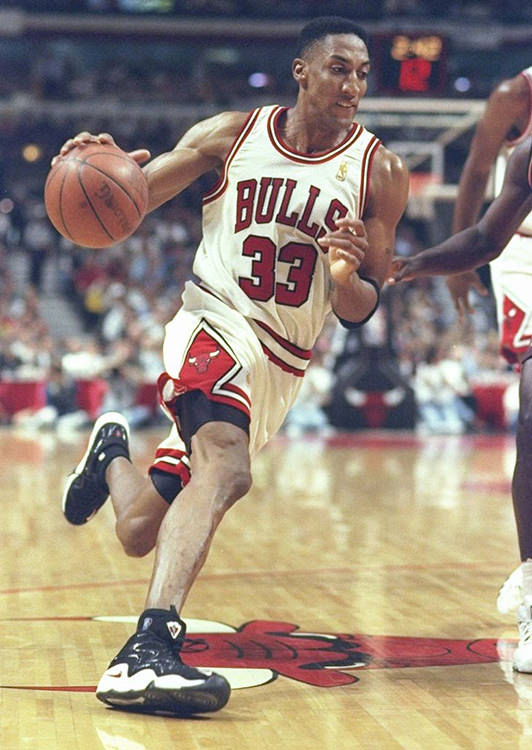 scottie pippen wearing jordans