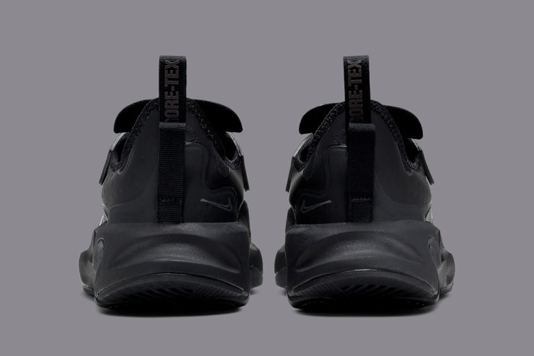 nike react gore tex triple black