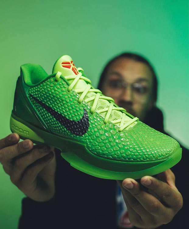 Where kobe grinch reverse to Buy Nike Zoom Kobe 6 "Grinch" CW2190-300 | Nice Kicks