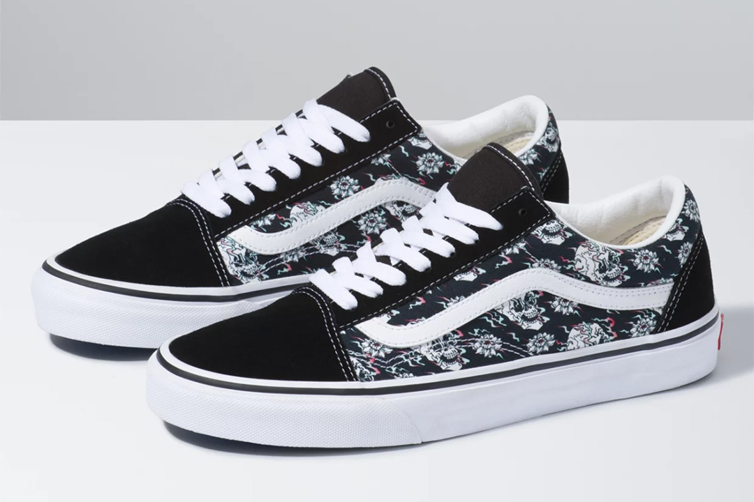 skull vans