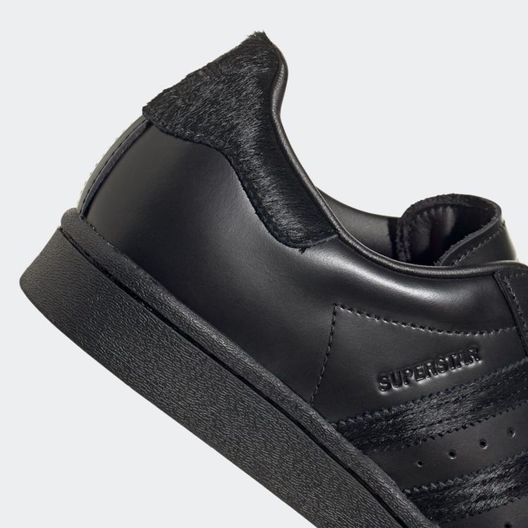 beams-adidas-superstar-core-black-real-magenta-fz5563