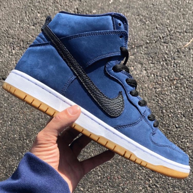 Nike SB Orange Label Dunk Low “Navy/Gum” Release Info