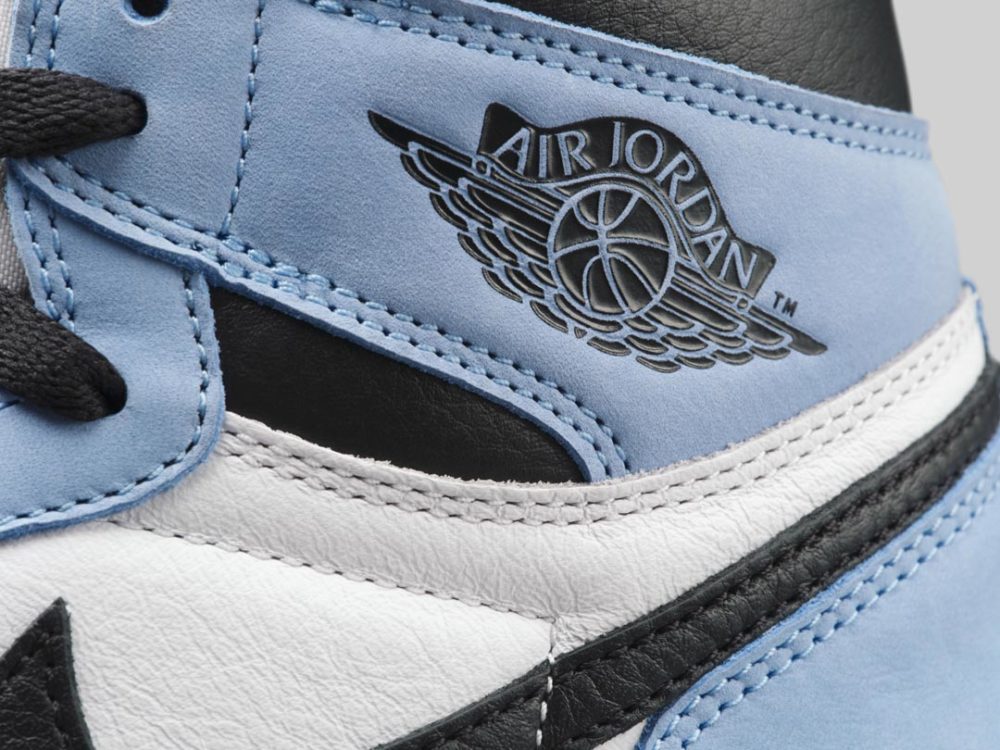 air-jordan-1-retro-high-og-university-blue-555088-134