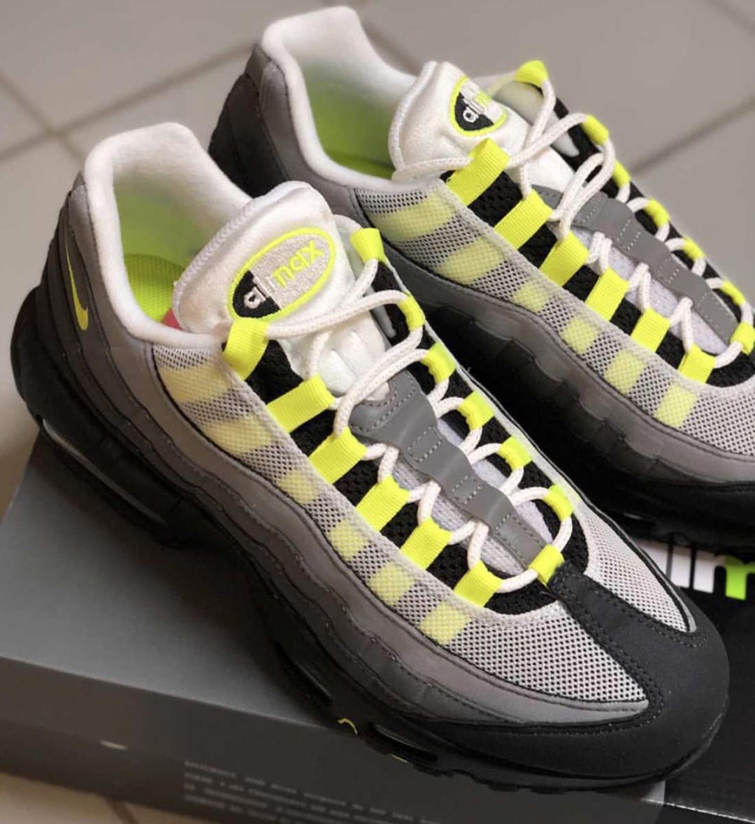 NIke Air Max 95 OG "Neon" CT1689001 Release Date Nice Kicks