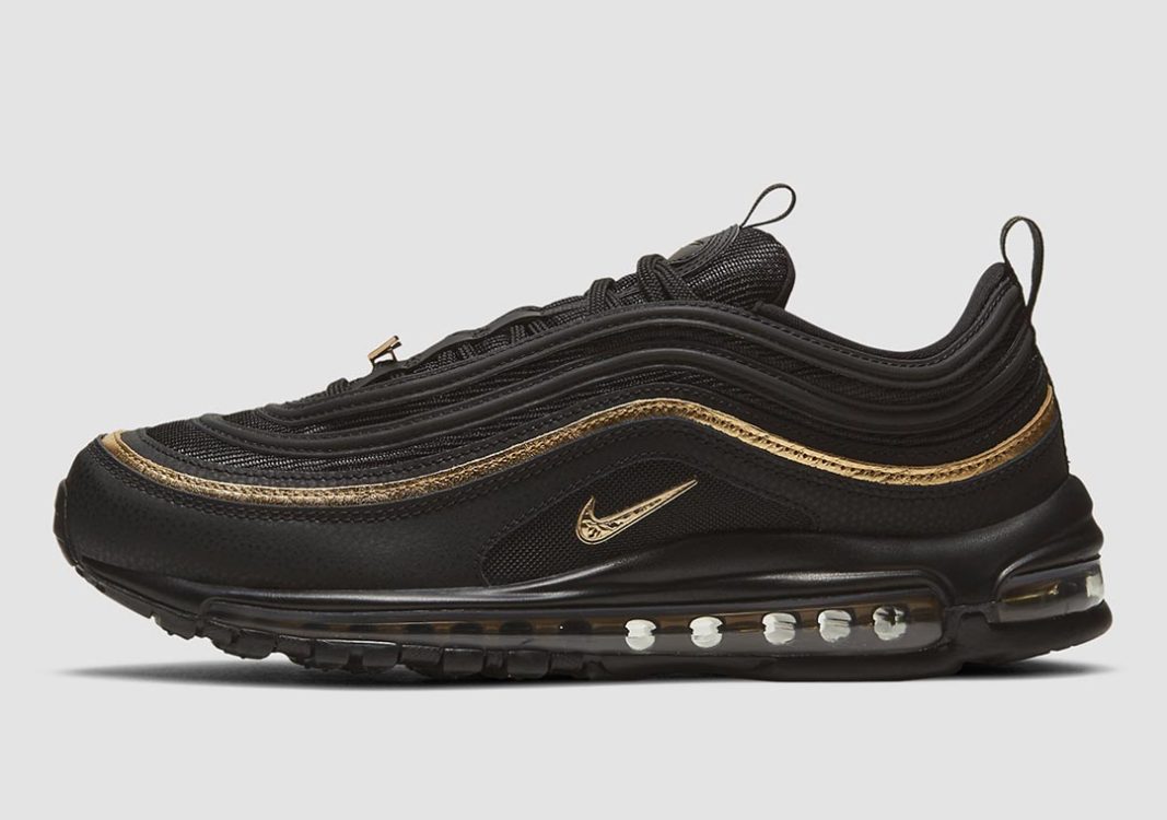 nike all black 97s