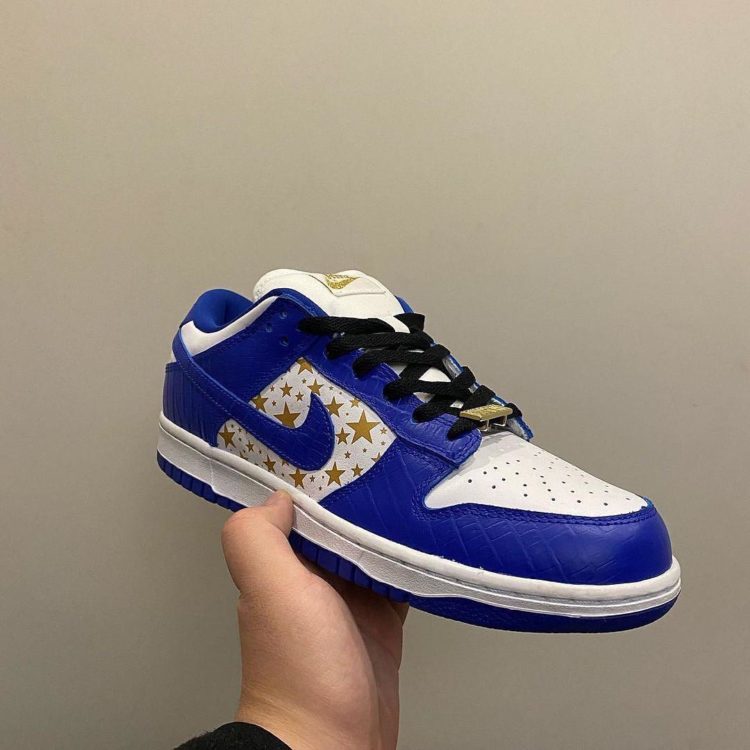 supreme-nike-sb-dunk-low-blue-stars-white-metallic-gold-hyper-blue-DH3228-100-release-date