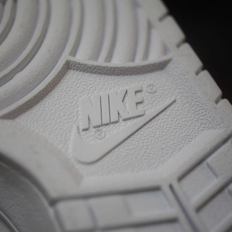AMBUSH x Nike Dunk High White/Black-Spruce Aura CU7544-001