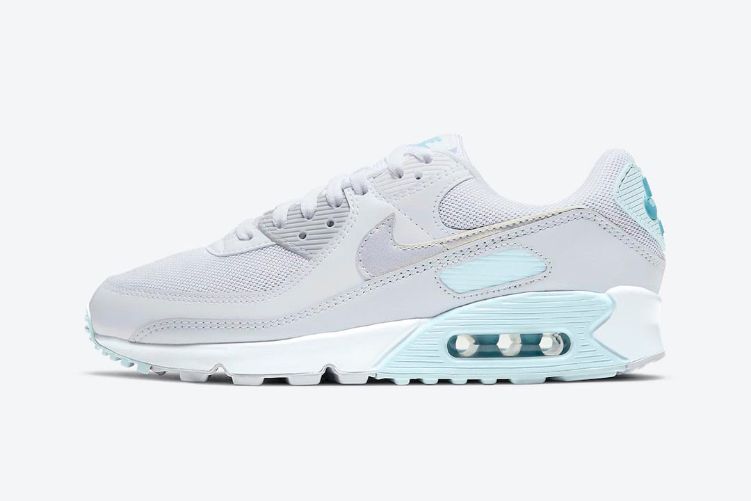 compilar Agua con gas Competitivo Ice Blue & Soft Grey Meet In the Middle on this Nike Air Max 90 | Nice Kicks