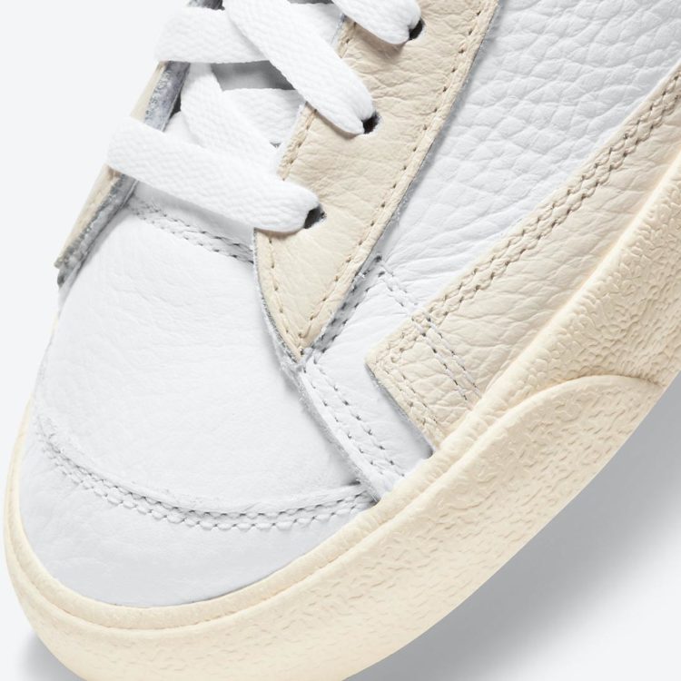 nike-blazer-mid-barcode-smoke-grey-particle-grey-dd6621-100-release-date
