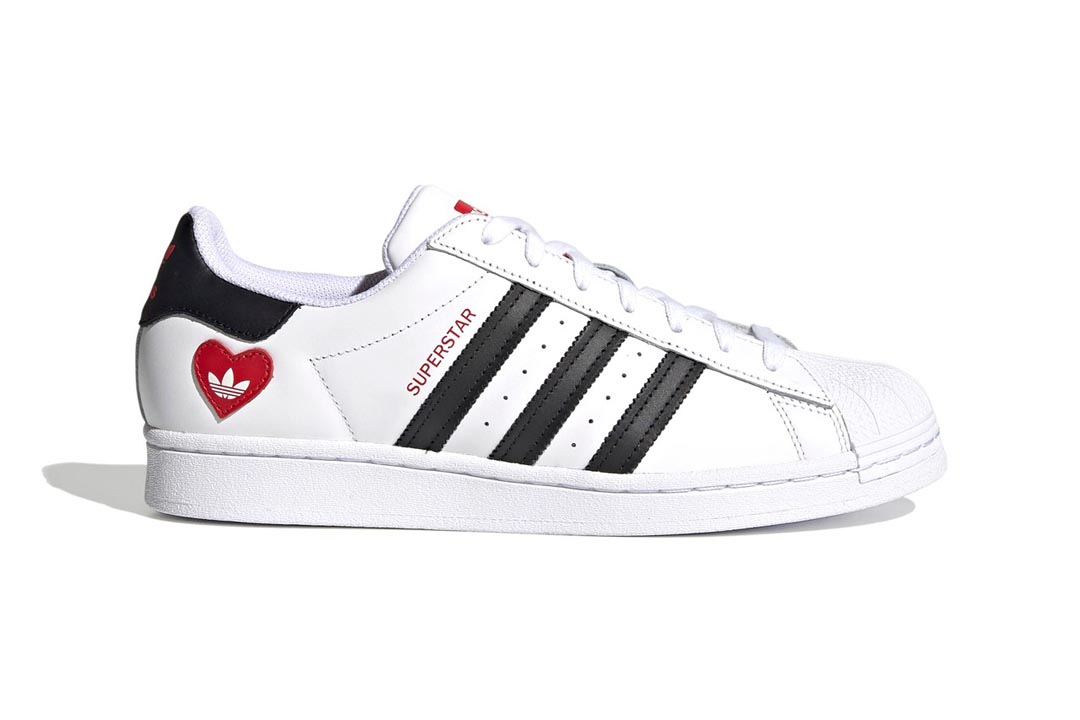 adidas Originals Valentine's Day Supertstar FZ1807