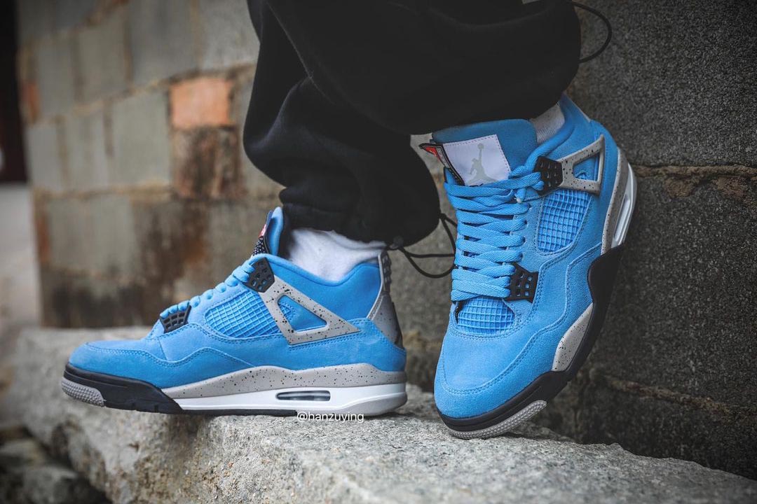 carolina blue jordans 4