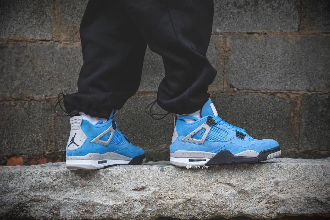 Official Look at the 'UNC' Air Jordan 4 Retro