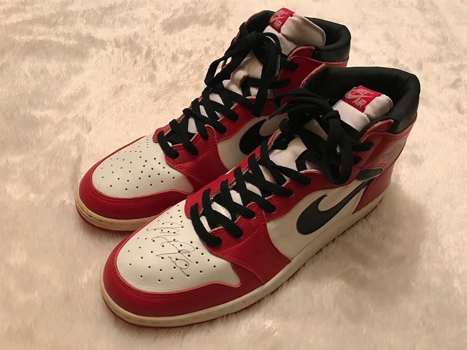 1985 Jordan 1 'Chicago' Custom – KICKSBYN8