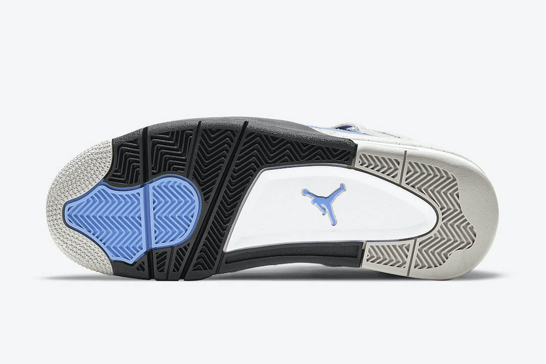 Air Jordan 4 "University Blue" CT8527-400