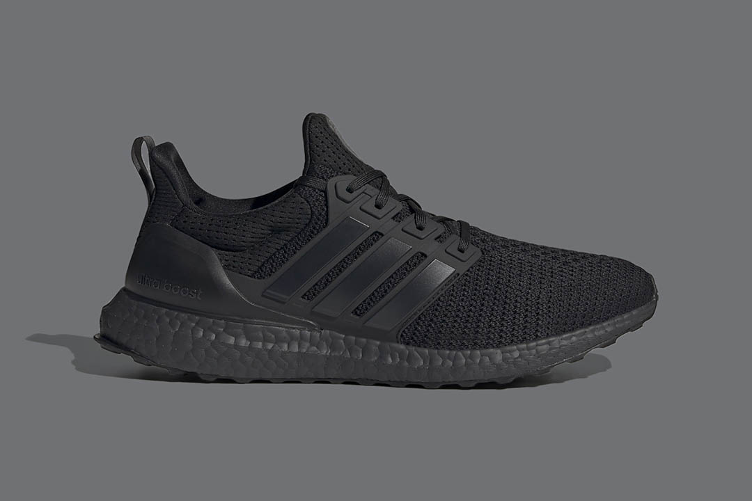 adidas UltraBOOST DNA "DFB" GY7621