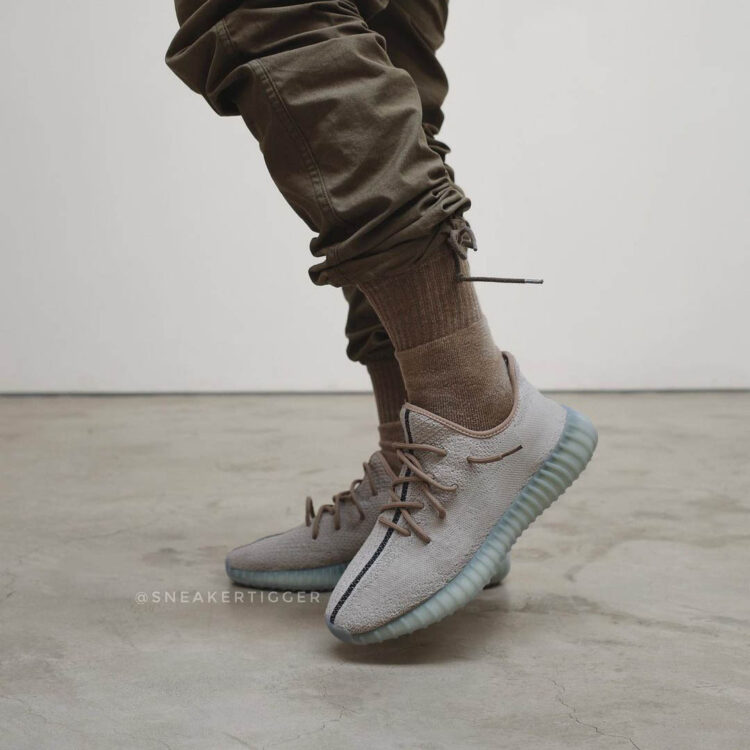 adidas Yeezy Boost 350 v2 Leaf 00 750x750