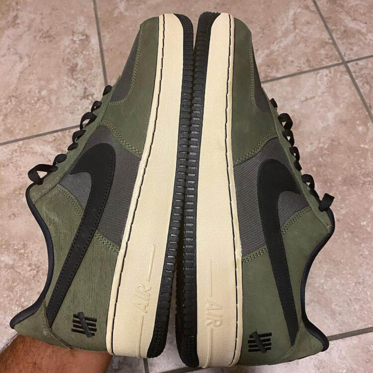 Undefeated x Nike Air Force 1 