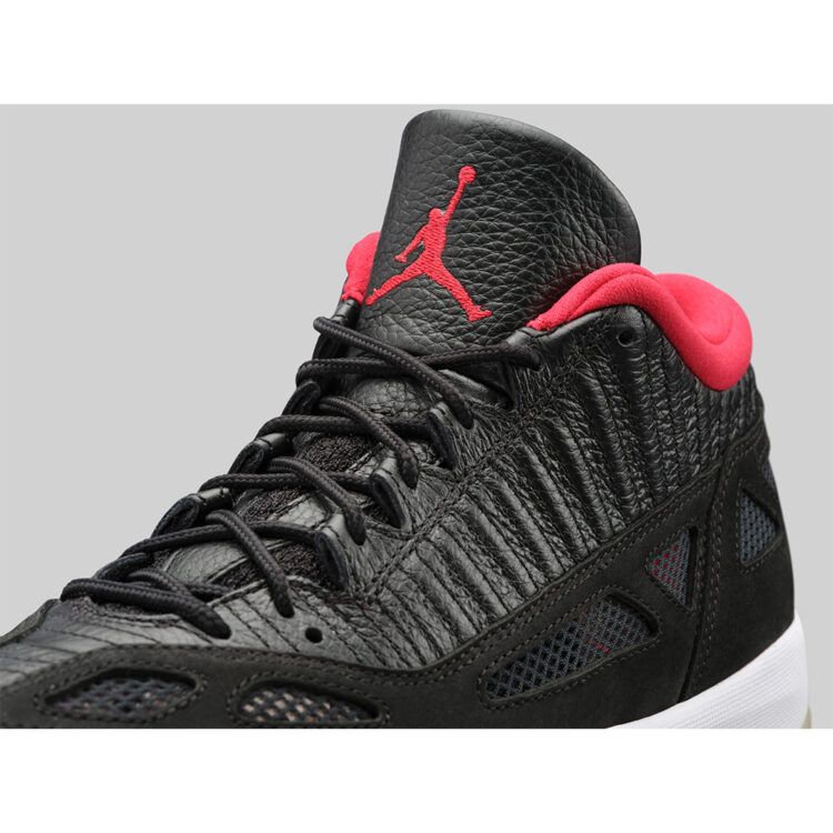 muzhskie krossovki nike jordan 30 aj 30 belyj chernyj krasnyj seryj1 Low IE "Bred" 919712-023