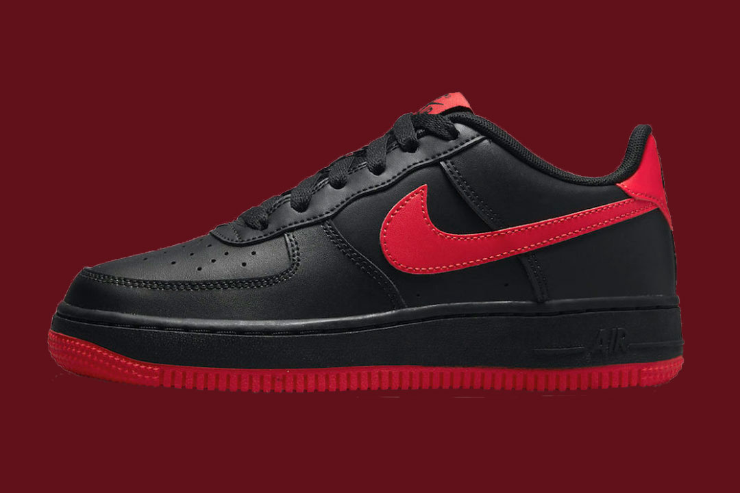 nike air force 1 bred