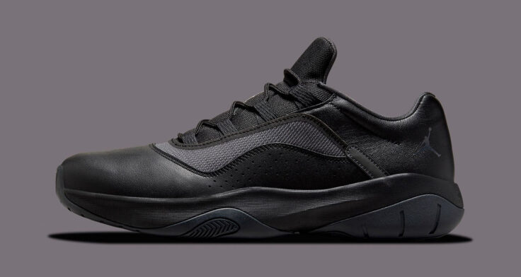 Air Jordan 11 CMFT Low “Triple Black” CW0784-003