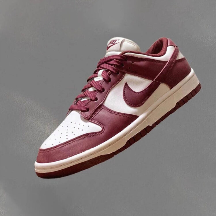 dunk low bordeaux stockx