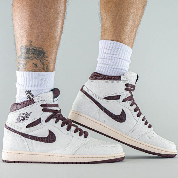 First looks at the 2022 reissue of the Air Jordan Chanel 2 Chicago OG have landed courtesy of