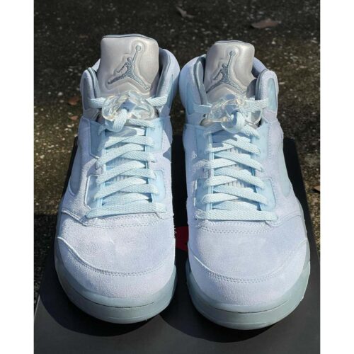 bluebird jordan 5 outfit
