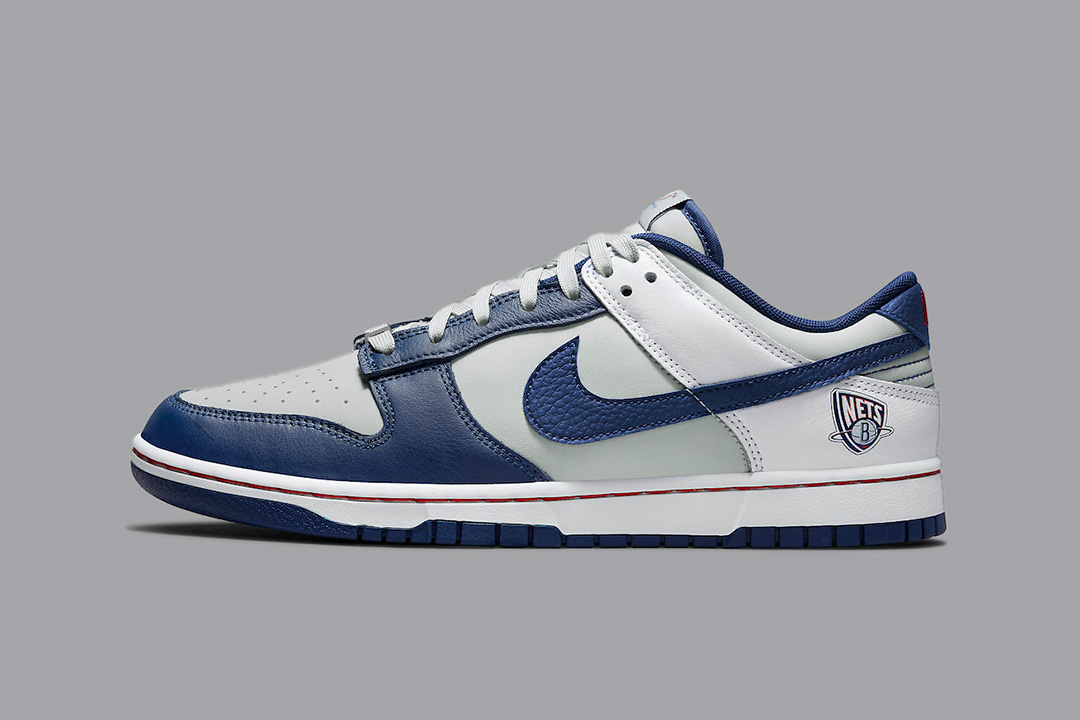 NBA x Nike Dunk Low EMB Knicks On-Foot Look