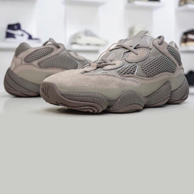 Gray online yeezy 500