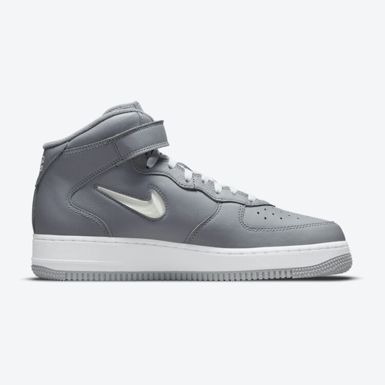 Nike Air Force 1 Mid “NYC” DH5622-001