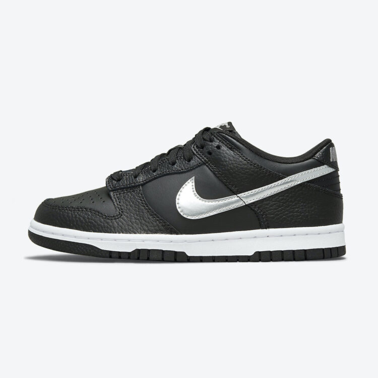 black and silver nike dunks