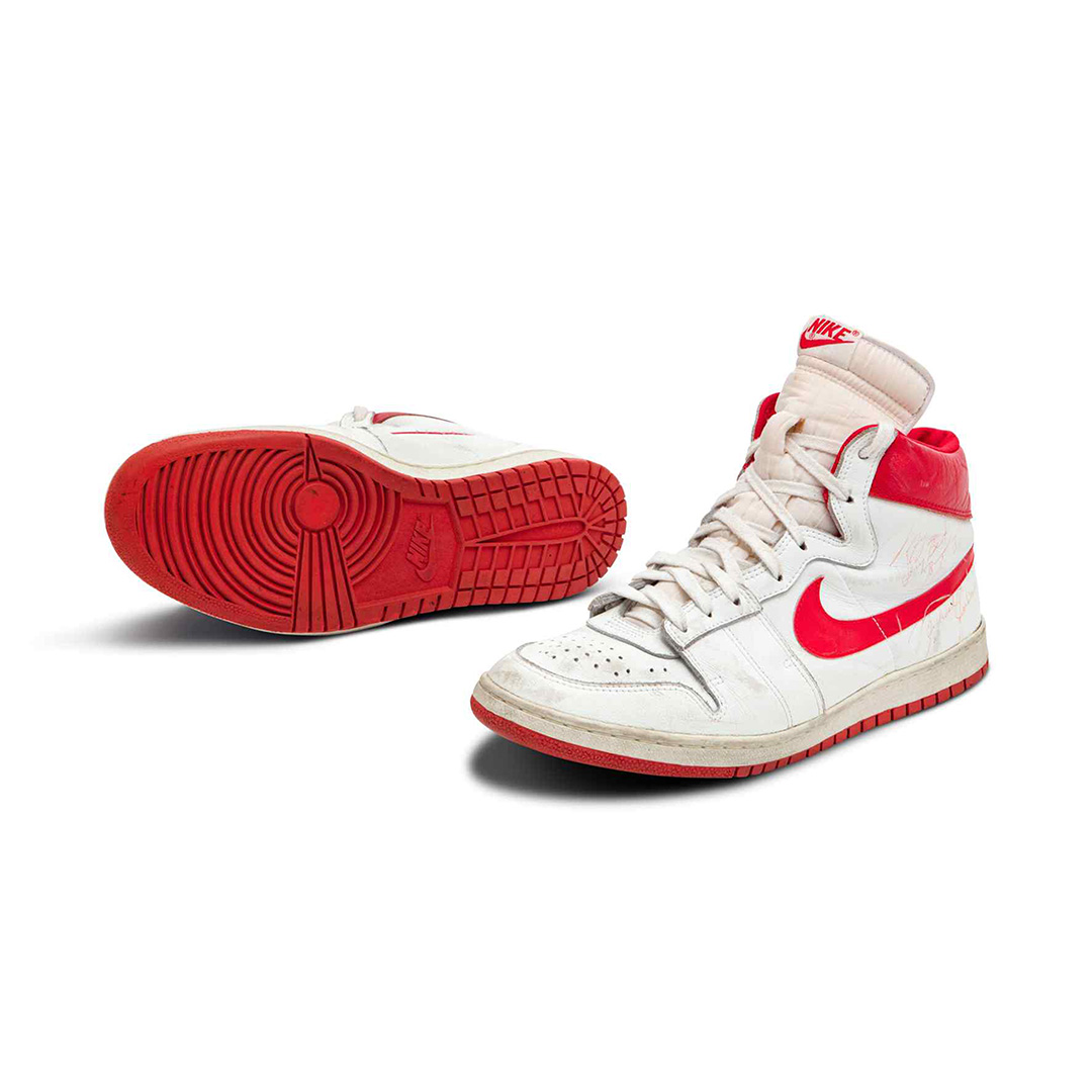 Nike Air Ships