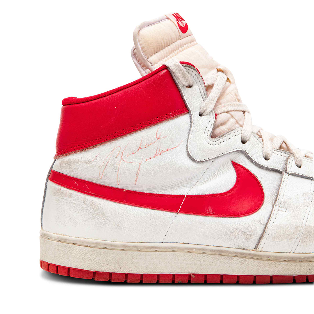 Nike Air Ships